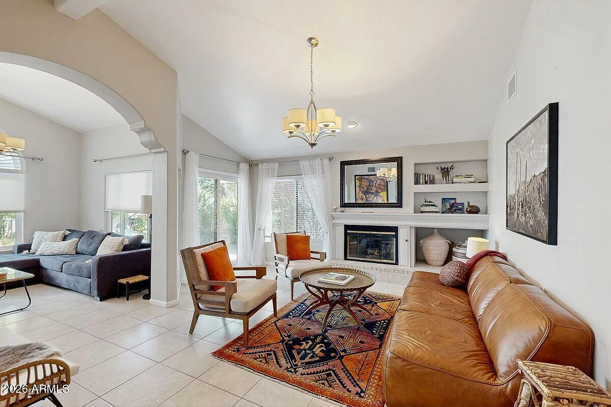 2 bed, 2.0 bath, 1441 sqft, $3,500 — Photo 4