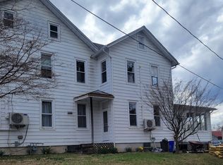 653 Mountain View Rd #B, Reading, PA 19607