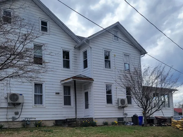 653 Mountain View Rd #B, Reading, PA 19607