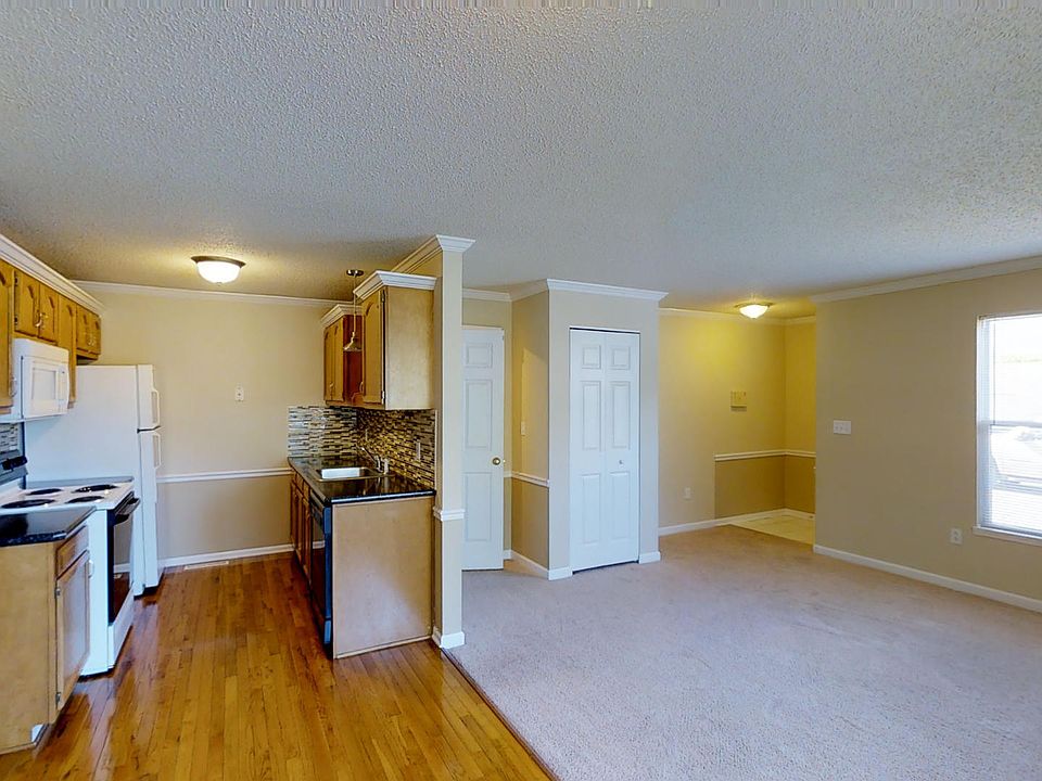 1st image of 3260-3278 Millersport Hwy #7
