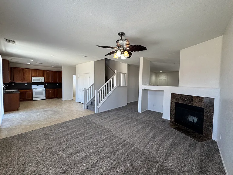 14042 Jockey Ln — Photo 5