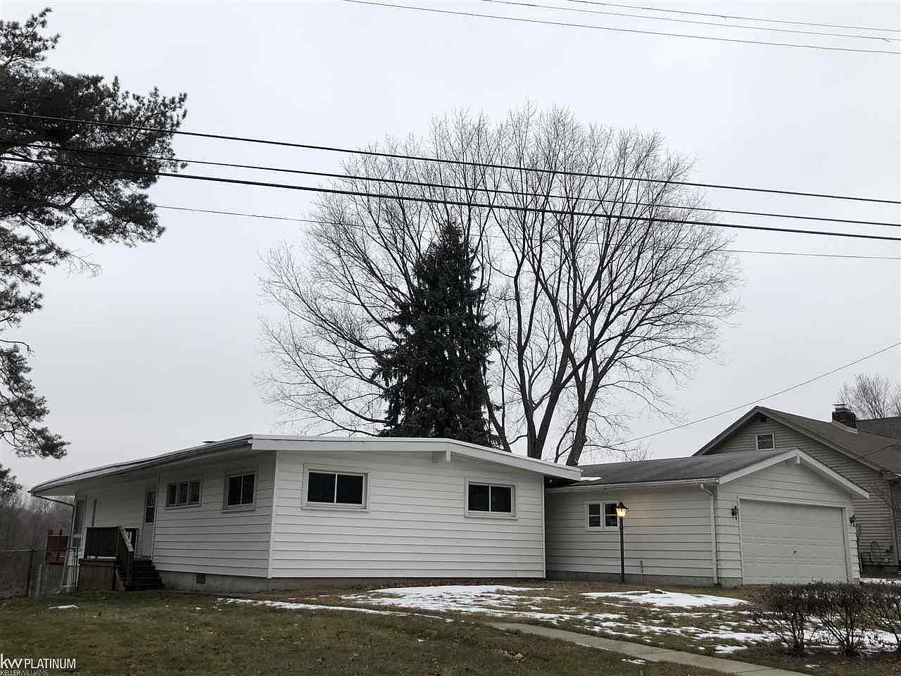 3311 Riverside Dr, Port Huron, MI 48060 Zillow