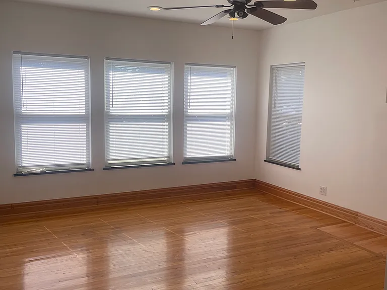 137 S 16th Ave #2 — Photo 4