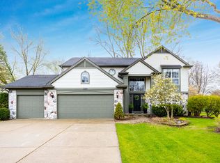 7340 Willow Oak Dr, West Bloomfield, MI