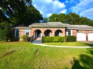 8152 Greenridge Rd, Charleston, SC 29406