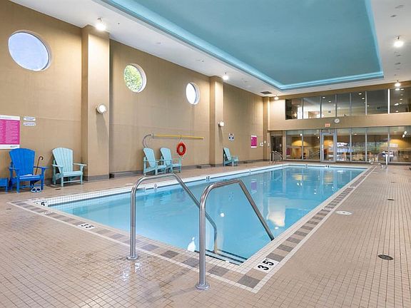 4th image of 55 S Spruce Pl SW #1204