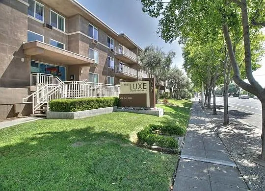 The Luxe Apartments — Photo 10