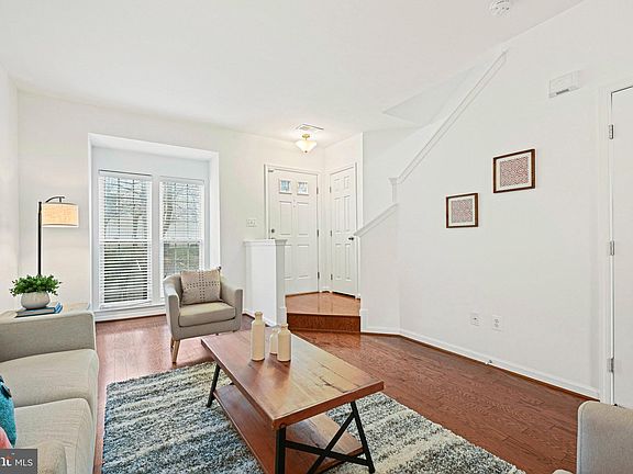 4th image of 4397 Sutler Hill Sq