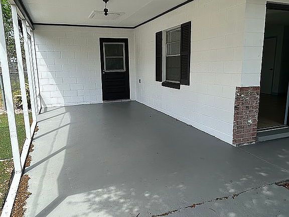 5th image of 110 Rosemary Ave
