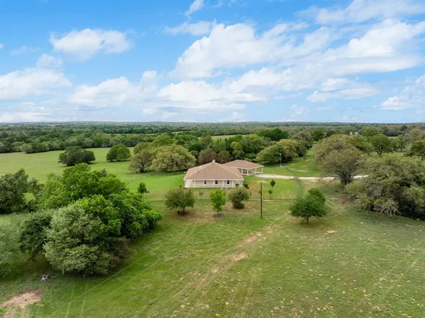 10565 N Highway 77, Lexington, TX 78947