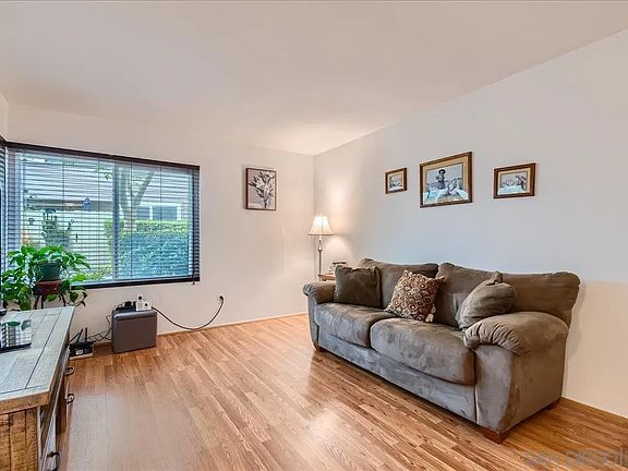4th image of 7820 Tommy Dr Unit 5