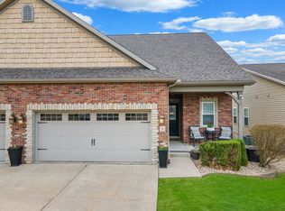 5 Yukon Cir, Bloomington, IL 61705