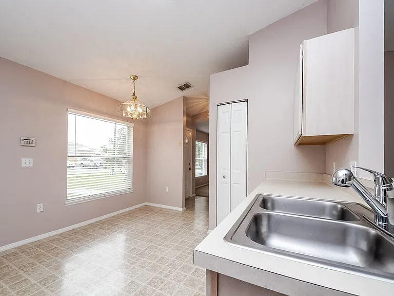 155 Pompei Dr — Photo 6