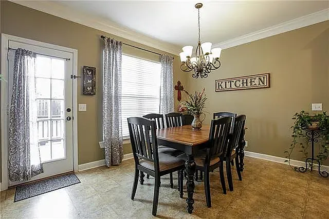 3100 Ballenger Dr — Photo 20