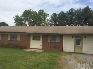 1503 Englewood St SW, Lenoir, NC 28645