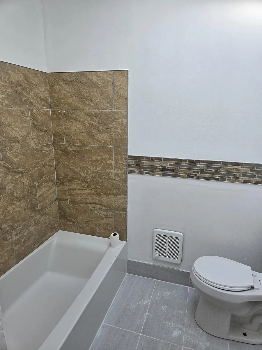 Building Photo - 7606 Ogontz Ave #2