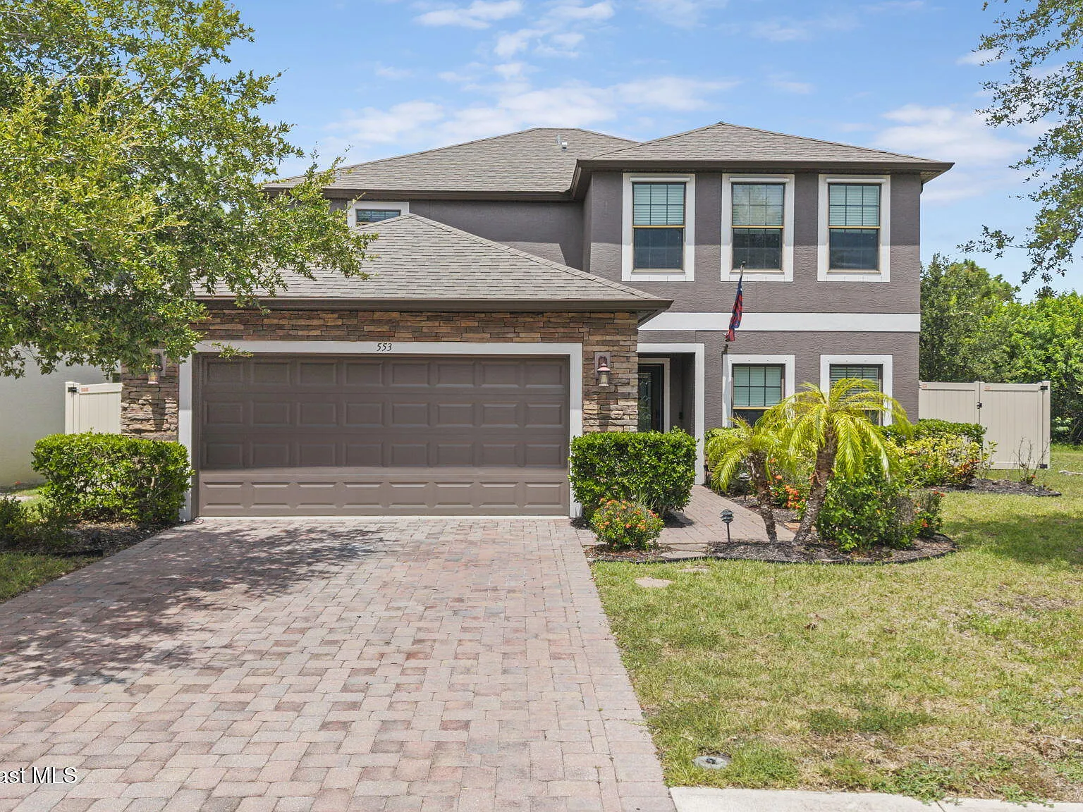 5 bed, 3.0 bath, 3079 sqft, $3,300 — Photo 4