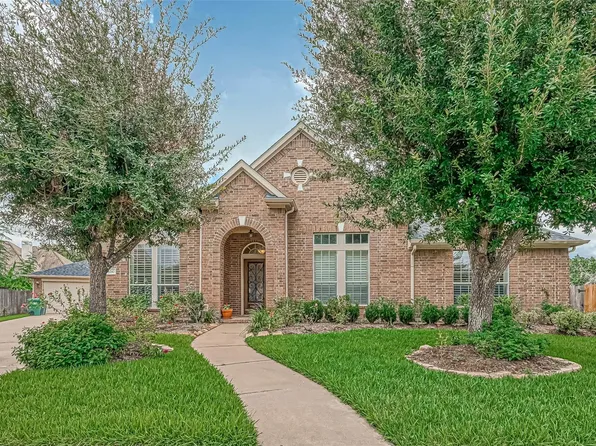 5242 Fountainbrook Ln, Sugar Land, TX 77479
