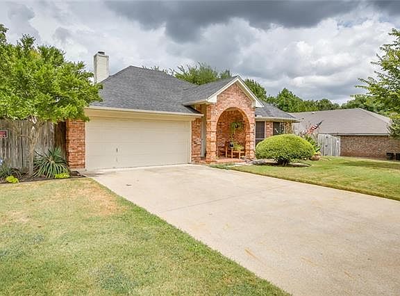 2nd image of 7637 Jamie Renee Ln