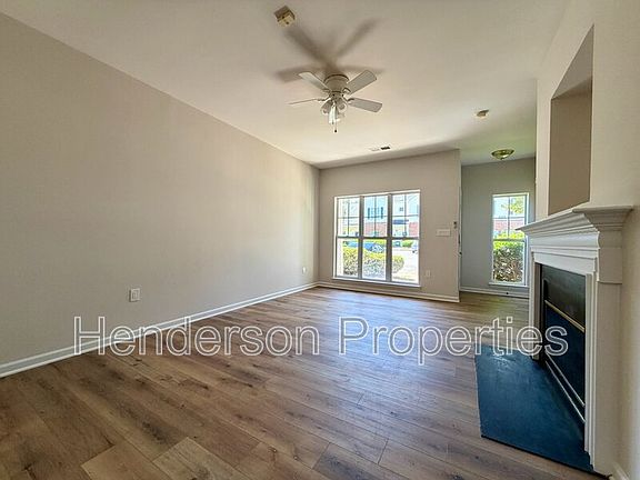 3rd image of 6415 Mallard View Ln