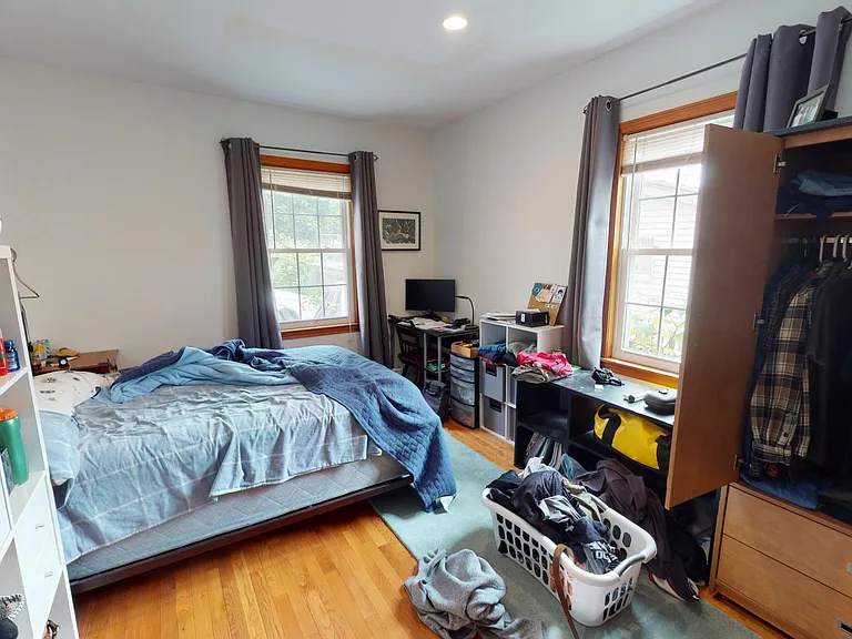 46 Lincoln St #1L — Photo 8