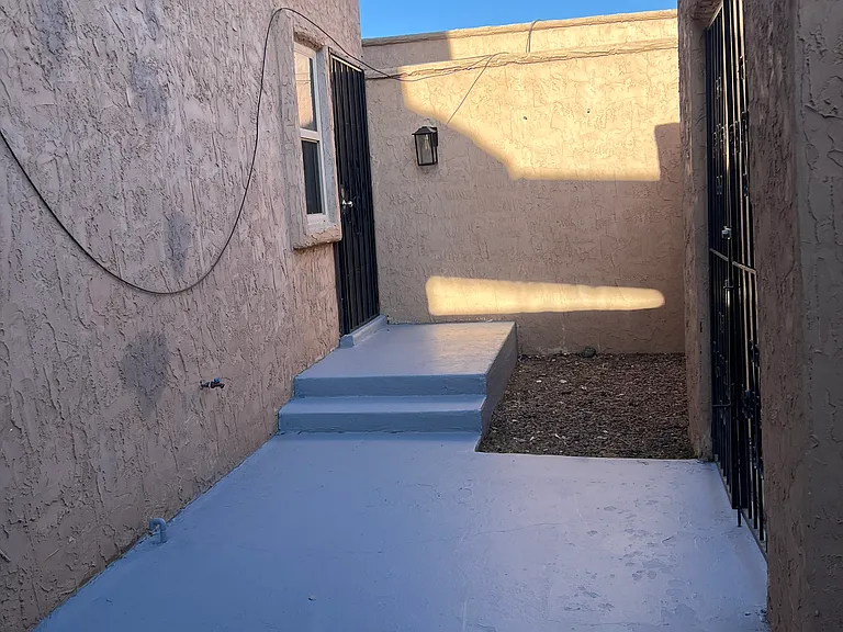 10605 Cuatro Vistas Dr #C — Photo 19