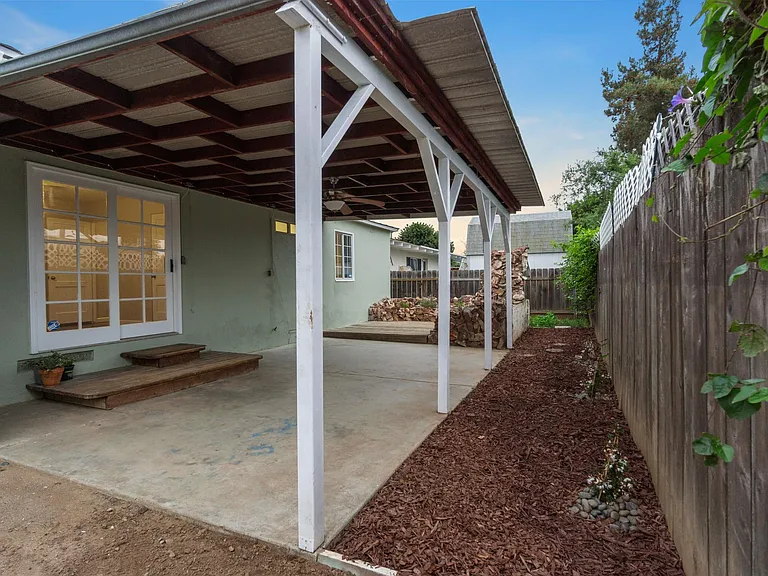 514 Prescott Ave — Photo 17