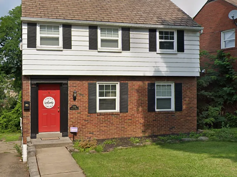 1744 Pioneer Ave — Photo 1
