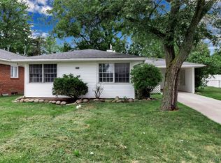 155 Green Acres Rd, Tonawanda, NY 14150