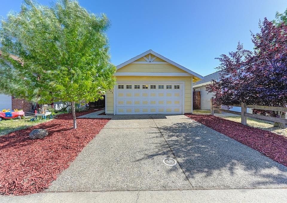 1st image of 1321 Hidalgo Cir