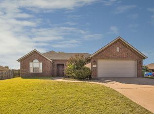 421 Sienna Dr, Centerton, AR 72719