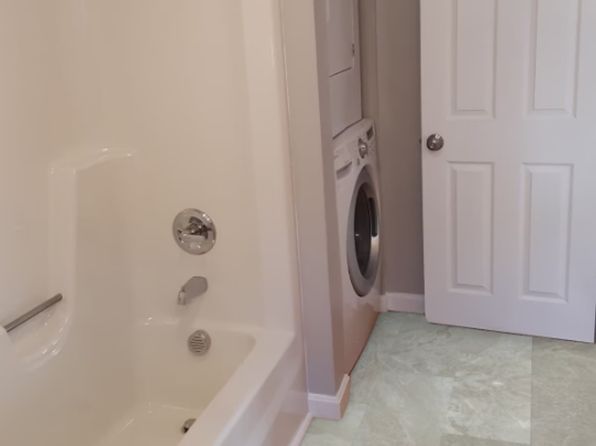 9 Bayberry Ln #8