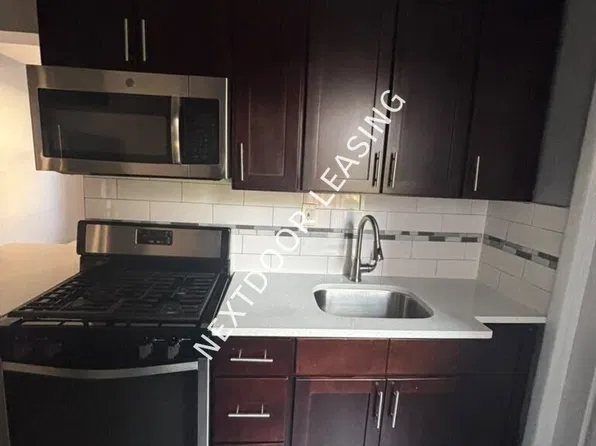 149 Zabriskie St, Jersey City, NJ