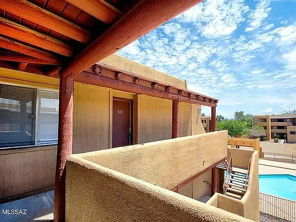 1810 E Blacklidge Dr #514 — Photo 5