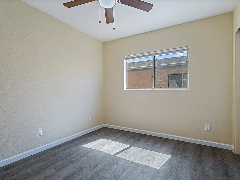 1596 W Carey Belle Ct — Photo 18
