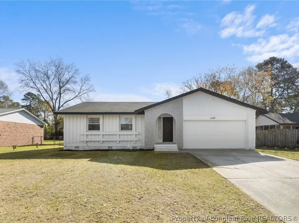 2209 Quailridge Dr, Fayetteville, NC 28304