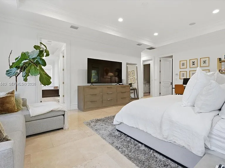 4734 Sunset Dr — Photo 10