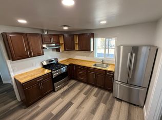 738 E Roeser Rd, Phoenix, AZ 85040