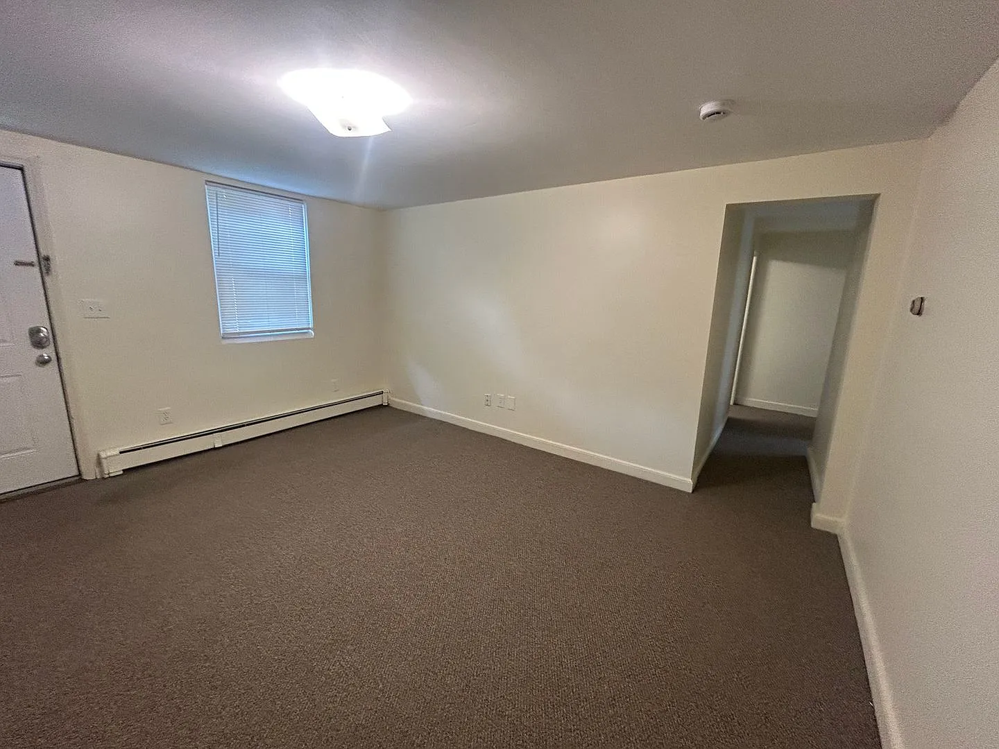 Charming Apartment Just off of Moody — Photo 4