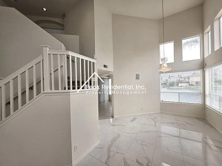 3333 E Island Ct — Photo 4