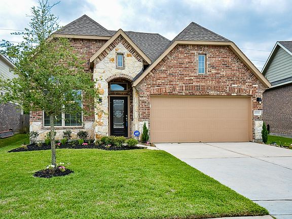 3rd image of 13314 Canton Cliff Ct