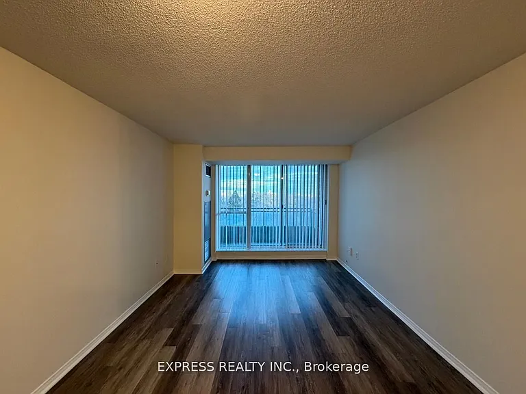 39 Pemberton Ave #710 — Photo 5