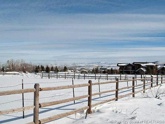 4th image of 1593 W Shadow Mountain Ln #5