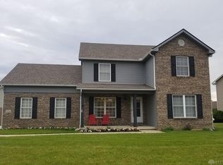 3232 Sioux Dr, Piqua, OH 45356