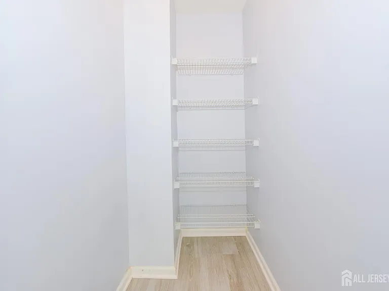 34 Forest Dr — Photo 25