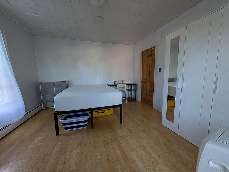 9 Appian Way — Photo 7