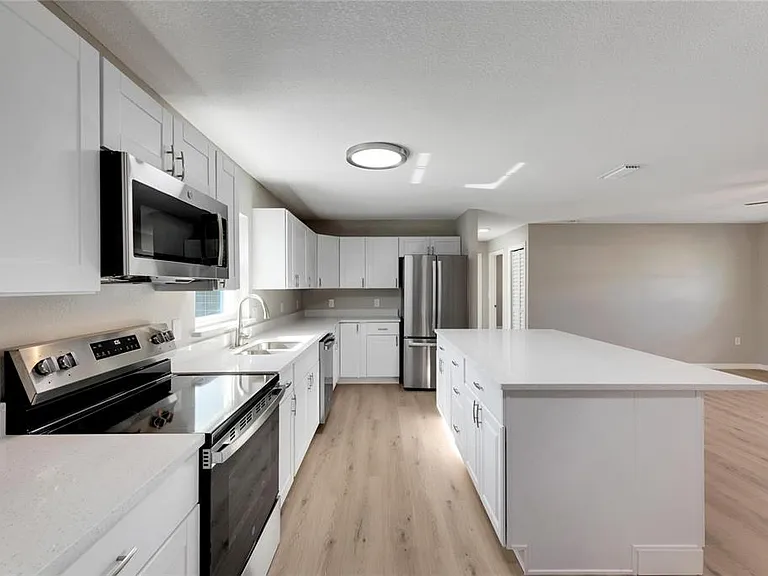 660 Flamingo Dr — Photo 18