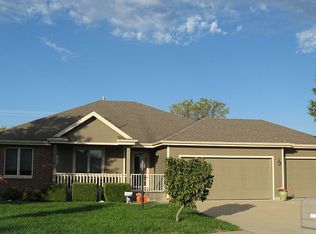 2231 SE Aspen Ct, Topeka, KS 66605