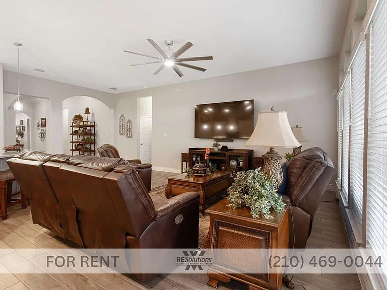 9018 War Wagon Ln — Photo 16