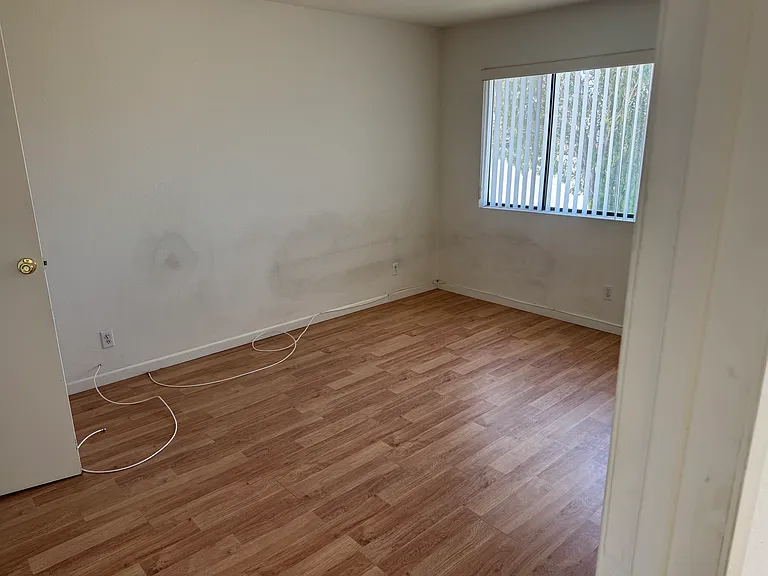 66880 Pierson Blvd #7 — Photo 5
